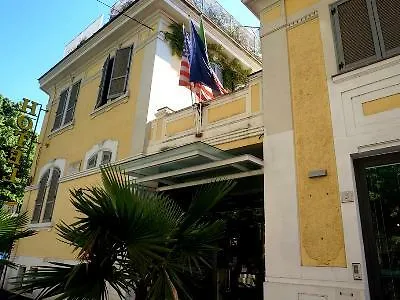 Ateneo Garden Palace Hotel