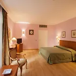 Ateneo Garden Palace Hotell