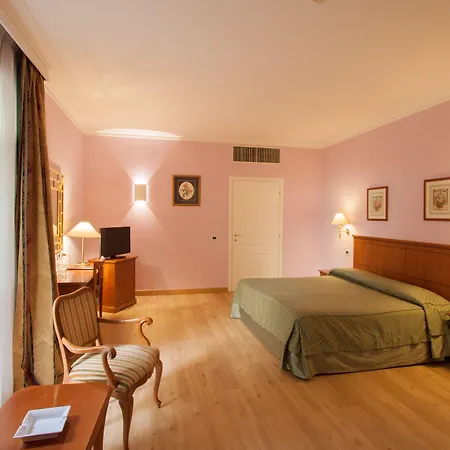 Hotel Ateneo Garden Palace Rome