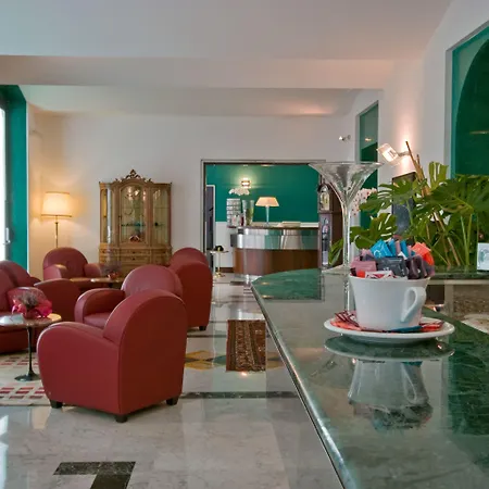 Hotel Ateneo Garden Palace Rome