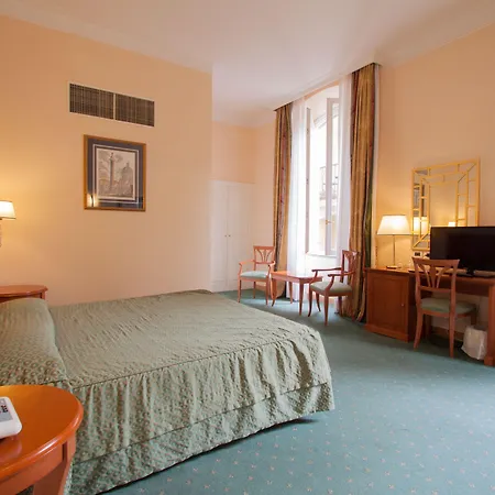 Hotel Ateneo Garden Palace