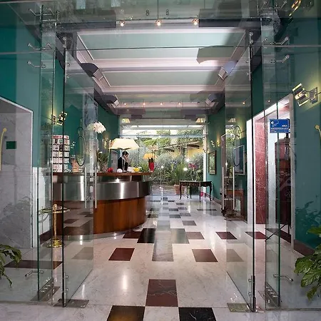 Отель Ateneo Garden Palace