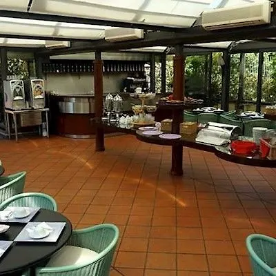 Otel Ateneo Garden Palace