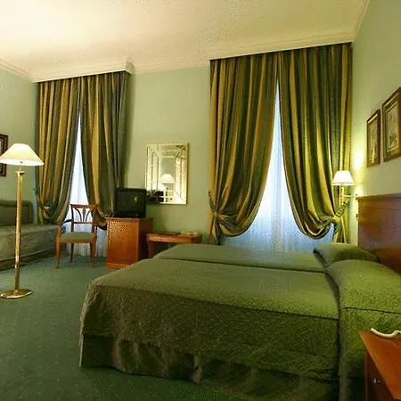 Hotel Ateneo Garden Palace 4*