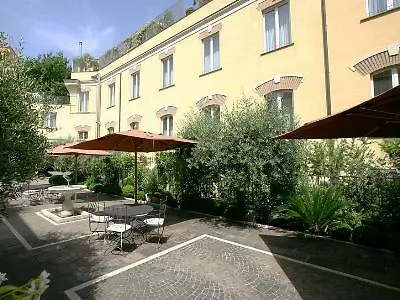 Ateneo Garden Palace 4*