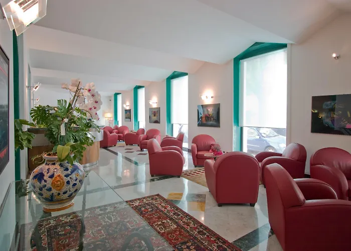 Hotel Ateneo Garden Palace