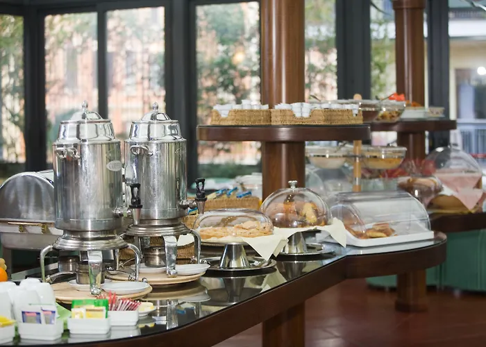 Ateneo Garden Palace Hotel 4*