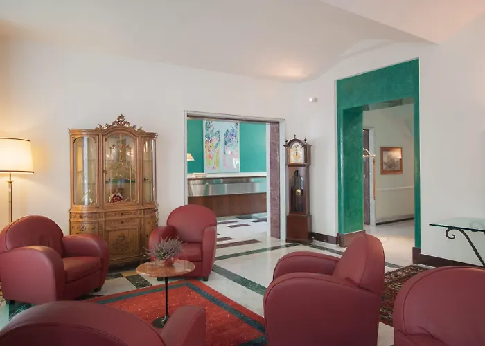 Ateneo Garden Palace Hotel