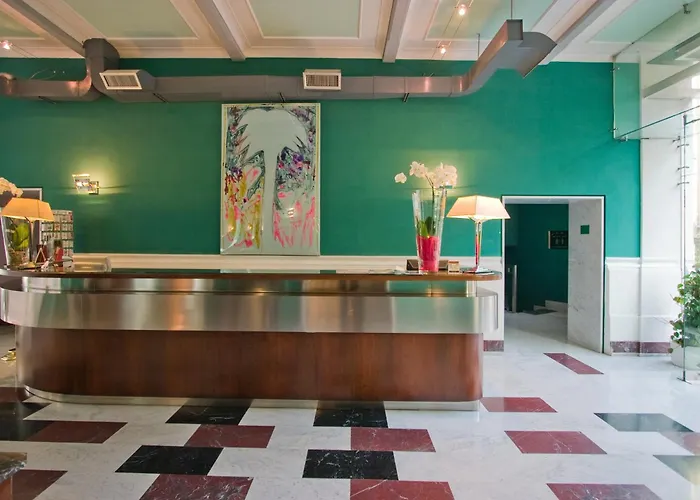 Hotel Ateneo Garden Palace