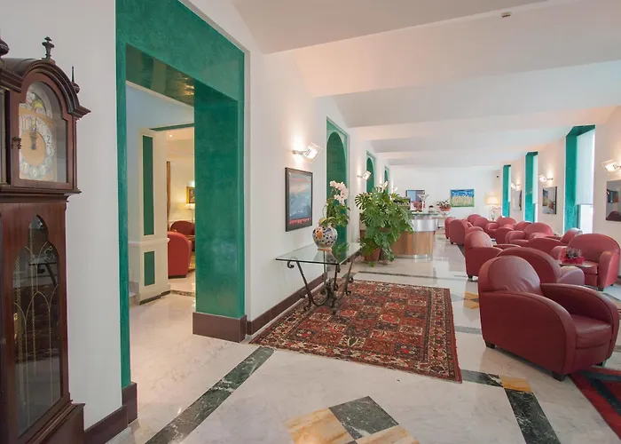 Ateneo Garden Palace Hotel